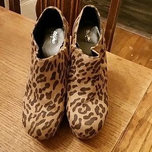 Mossimo Leopard print Wedge Platform Booties